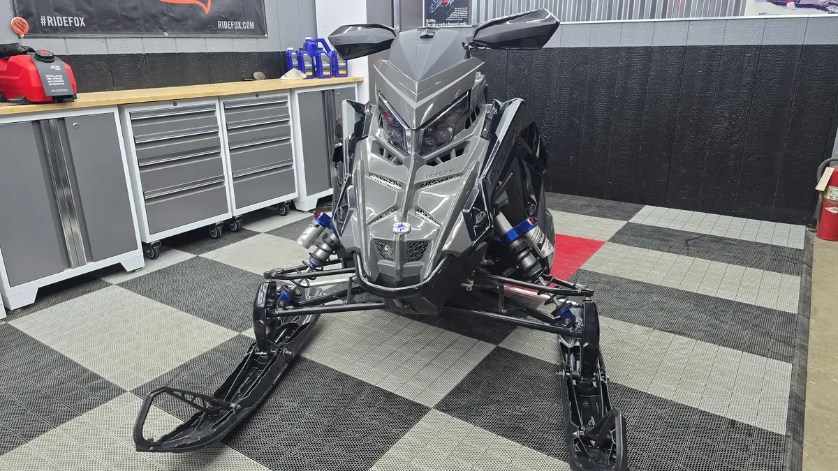 9R INDY XCR 136 SC ES